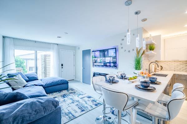 $1600.00 / 2br - 950ft2 - Condominio moderno de 2 habitaciones/2.5 baños en Ocean City - Disponible octubre de 2025 - $160063839299564291122