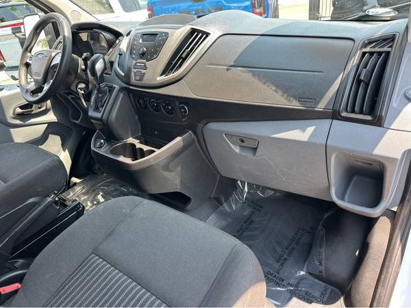2018 Ford Transit Van T-250 techo bajo blanco Oxford - $23,777 (LLAME AL 619-345-3175 PARA VER DISPONIBILIDAD)63470052674435123