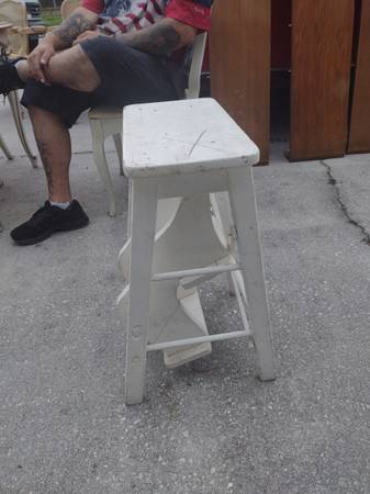 Vintage step stool 1
