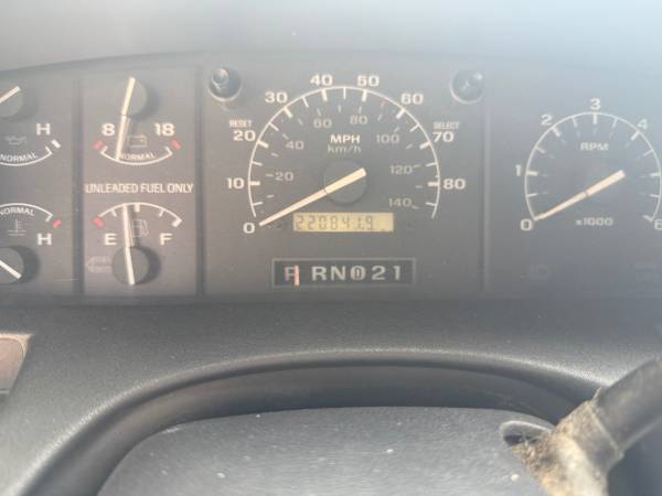 1992 Ford 150 XLT 4WD 2 Door 6 1/2 ft Bed - $3,000 (Ravenna)63613954707457123