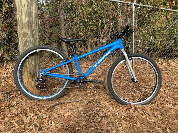 RESTORED Trek Wahoo 24” Kids Bicycle 1