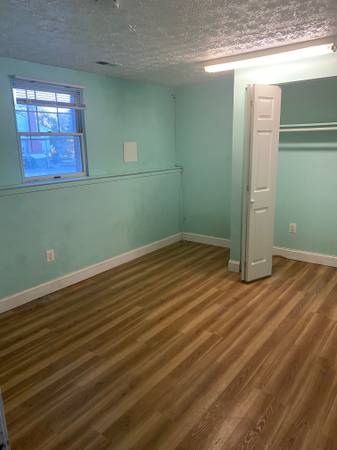 $800 / 1br - 180ft2 - big room - close to Rd. 95, 495. (beltsville)63779126496771121