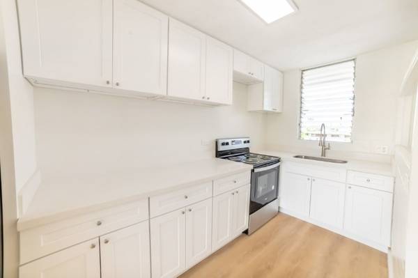 $2,364 / 2br - 830ft2 - "The perfect blend of work and play" (2751 Kapiolani Blvd, Honolulu, HI)63939534122115121