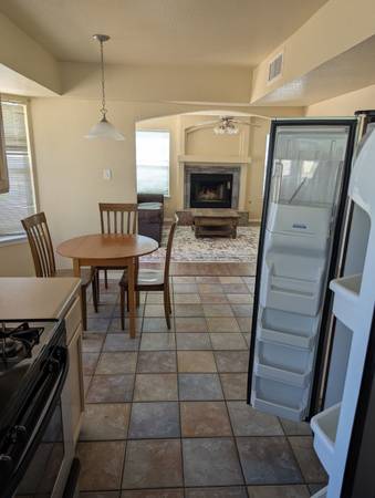 $800 / 3br - 100ft2 - Two Rooms For Rent (El Paso)63971558623746122