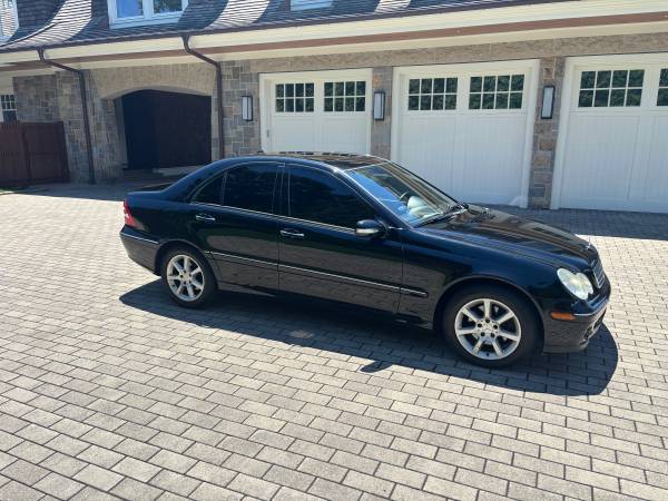 Mercedes Benz C280 2007 - $5,500 (Greenwich CT)63654719504515122