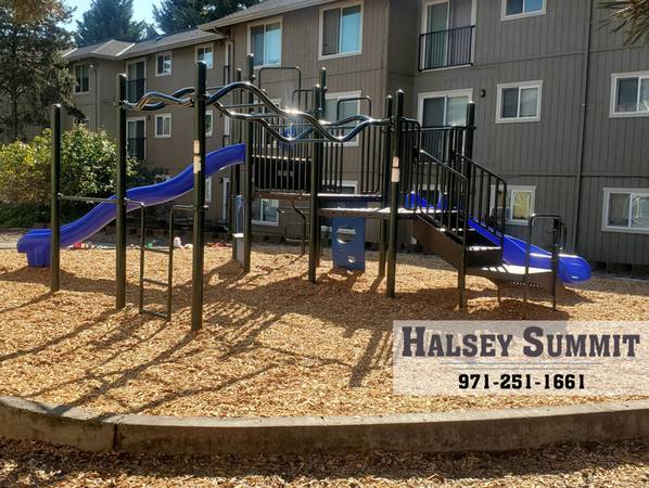 $1,365 / 2br - FREE MONTH & $500 OFF 2ND - Large Living Room + Diverse Area (Wilkes-East)64039056422017120