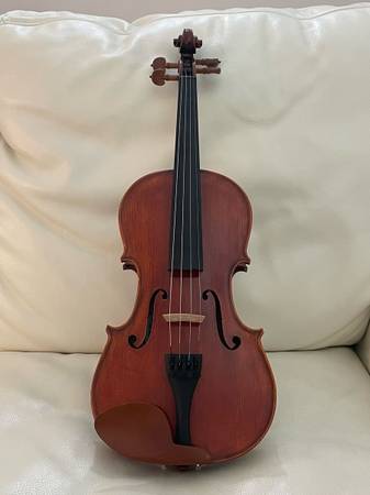 Vivo 4/4 Full Size Violin Flame Back 1