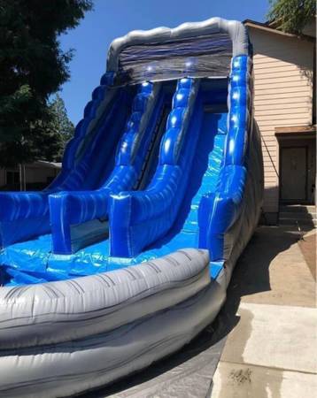 Inflatable Backyard Water Slide – Summer Fun for All Ages! 1