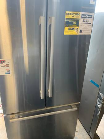 New refrigerator bosch stainless steel work great has warranty availab 1