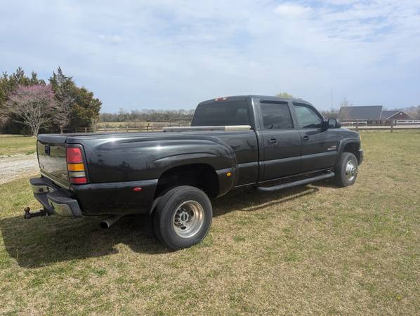 2004 GMC Sierra 3500 2 ruedas motrices (silverado,2500,1500,Yukon) - $20,000 (Millbrook al)63620450125569123
