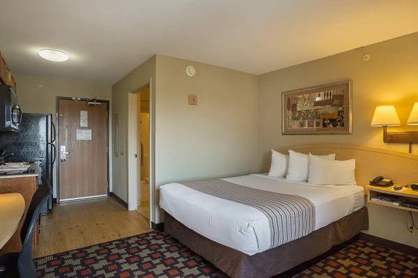 $1,499 / 1br - Must-Have Amenities at Prices You'll Love! (1620 Leisure Way, Clarksville, IN)64008825703299124