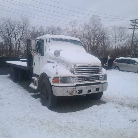 2003 sterling rollback 21 ft bed. AIR BREAKS 1