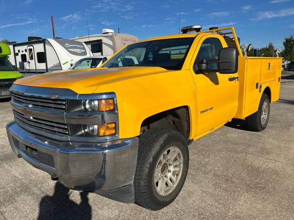 2015 Chevy Silverado 3500 HD   Champion air compressor utility bed 1