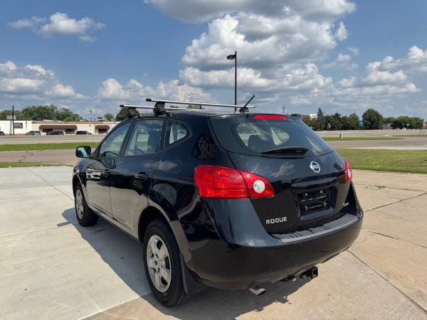 2009 Nissan Rogue S AWD - $4,750 (Osseo)63470067437443123
