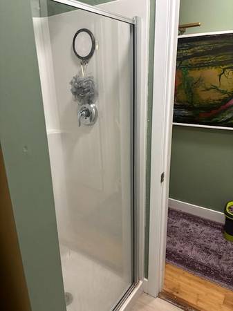 $725 / 1 dormitorio - 120 pies² - Hermoso apartamento de 1 habitación con baño privado en casa nueva con energía solar (PUTNEY)63313460982531123