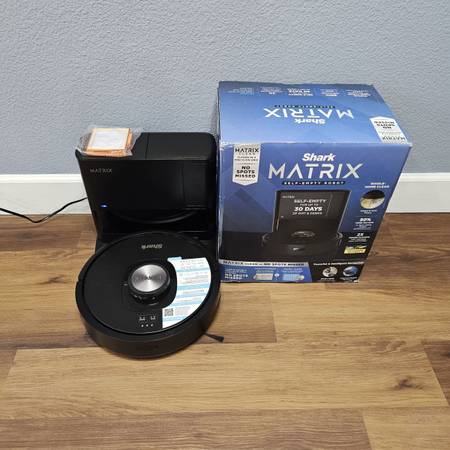 Shark matrix self empty robot rv2320 1
