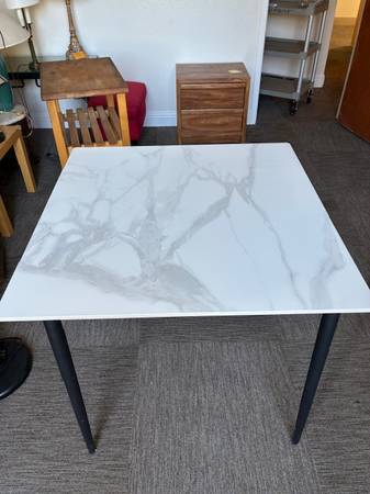 Table, Fake Marble Top, Metal Legs 1