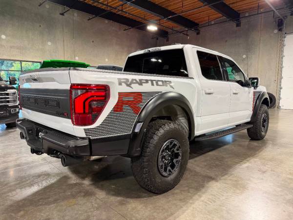 2025 Ford F-150 4x4 4WD - Photo 4