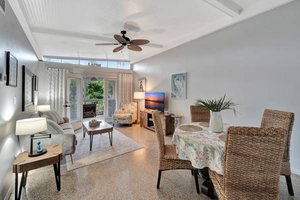 $2850.00 / 2br - Palm Villas-Vero Beach Cottages near the Beach63800007412993120