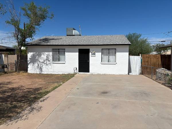 $1,395 / 2br - 1000ft2 - 2 BED 1 BATH HOUSE FOR RENT! FULLY REMODELED! ACCEPT BAD CREDIT! YARD! (PHOENIX (24TH ST & SOUTHERN))64024823176195120