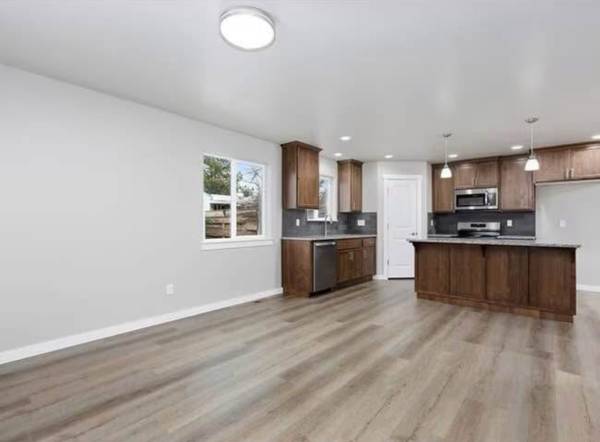 $1,595 / 3br - Brand New TownHouse (Jerome)63797565778177121