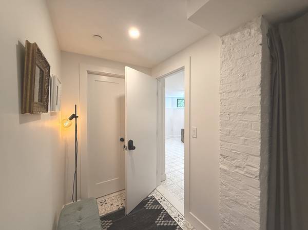 $600 / 2br - 130ft2 - Private Furnished Room | Respectful Living • Equality • Fairness (Brooklyn)63874743815811121