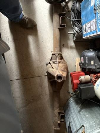 10 bolt rear end 1