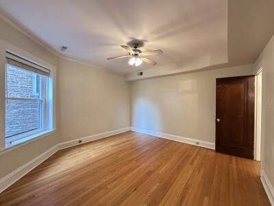 $2,150 / 2br - West Rogers Park Large, 2 bedroom/ IN UNIT LAUNDRY (West Rogers Park)63959877114115124