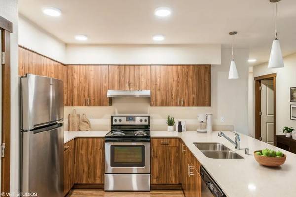 $2,250 / 2br - 954ft2 - Apartamentos Arendal: Su refugio perfecto en Poulsbo le espera (Poulsbo)64031311172225122