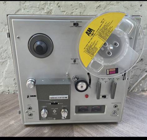 Akai 1710w Reel to Reel Tube Tape Player 1
