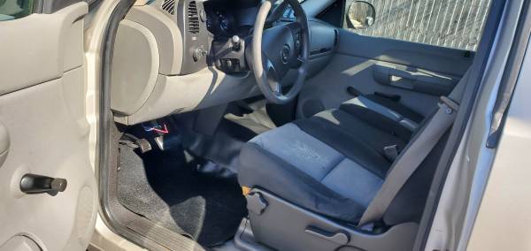 Camioneta Pickup 2007 Chevy Silverado Z71 - $3,900 (Staten Island, Nueva York)63614034898945122