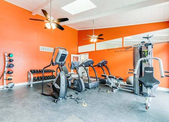 $1,085 / 1br - 804ft2 - Dishwasher, Large Closets, Ceiling Fan (613 Clearwood Drive, Richardson, TX)63796326942849124