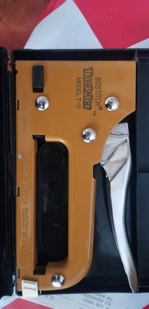 Medium duty Stapler 1