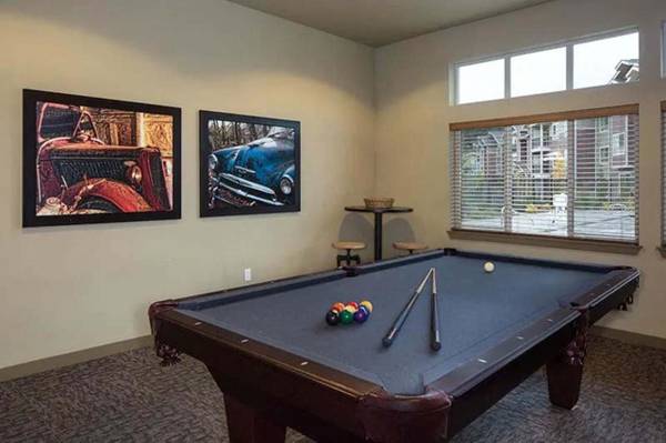 $1,500 / 2br - 2B/1B, En Vancouver, Área de juegos espaciosa (2401 NE 4 Seasons Ln, Vancouver, WA)63841708909187123