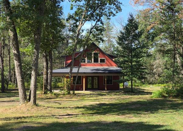 $279,900 / 3br - 1326ft2 - ¡Construcción Nueva! ¡Cabaña Hermosa y Única! MLS#25044393 (Idlewild)64037895876866120