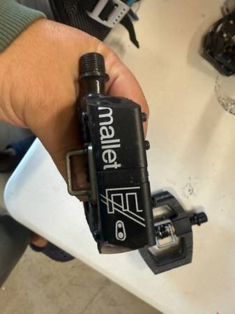 Crank Brothers Mallet E Pedals Brand New Never Used 1