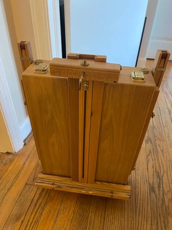 Wooden collapsible easel with storage 1