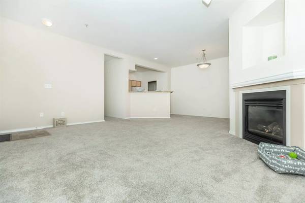 $2,757 / 2br - 1102ft2 - Elevate every moment, every day: Your 2 BR, 2 BA home awaits. (Bothell)63850642117633123