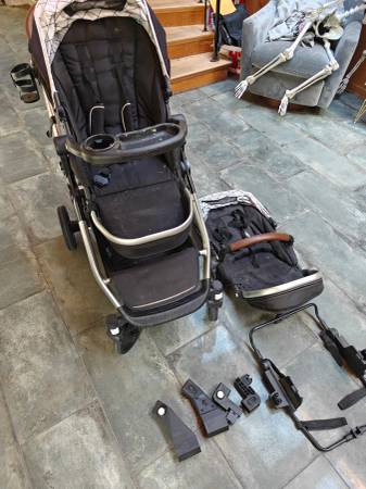 Mockingbird stroller and accessories 1