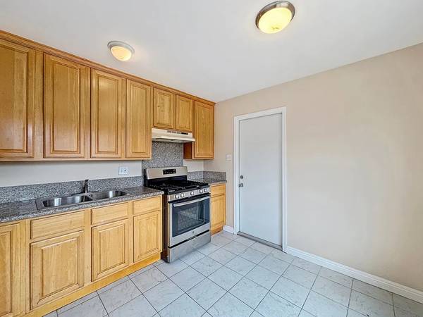 $1,450 / 2br - 700ft2 - //*Cozy 2BR/1BA Duplex – Open Concept, Mini-Split AC & Garage..!! (San Diego)64037042213249123