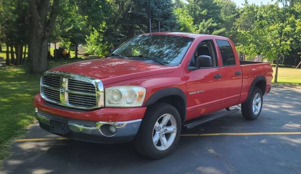 2007 Dodge 4x4 SLT 4.7 V8 Big Horn Edition 1