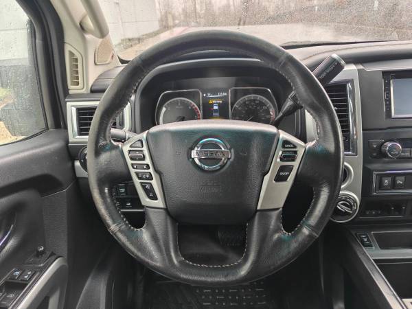 2016 Nissan TITAN XD PRO-4X - Photo 14