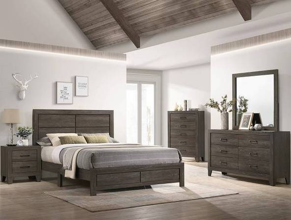 Brand New Bedroom Set - $490 1