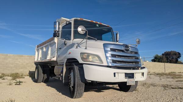 2016 Hino 268 5-7 yard - Photo 4