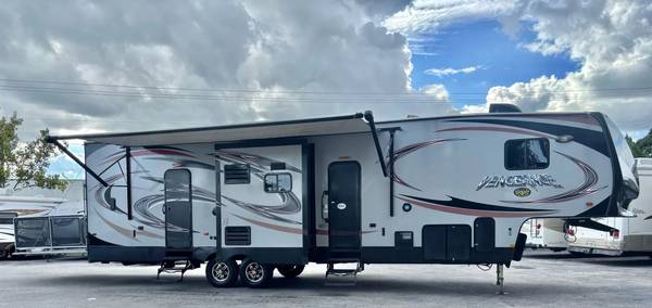 2015 Vengeance by Forest River Toy Hauler Super Sport 320A 1