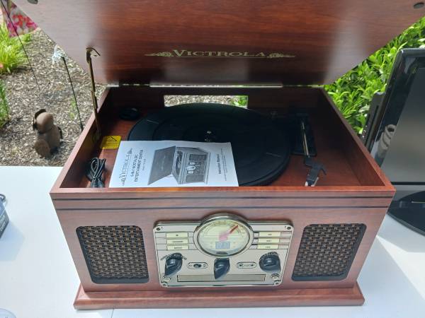 Victrola 5 In 1 Stereo 1