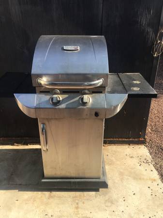 Grill with tank 1