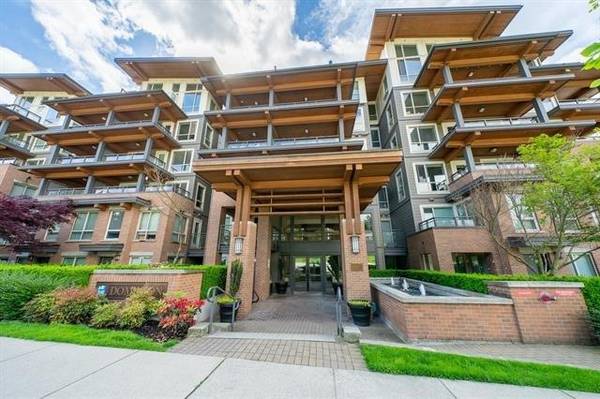 Impressive 2 Bedrooms/2 Bath on Royal Ave, New West 1