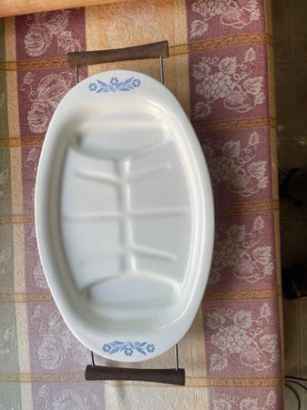Corning Ware Blue Platter w Wooden Handle Server 1