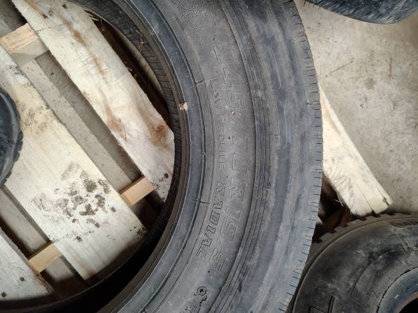 245-70-19.5 Truck Tire 1